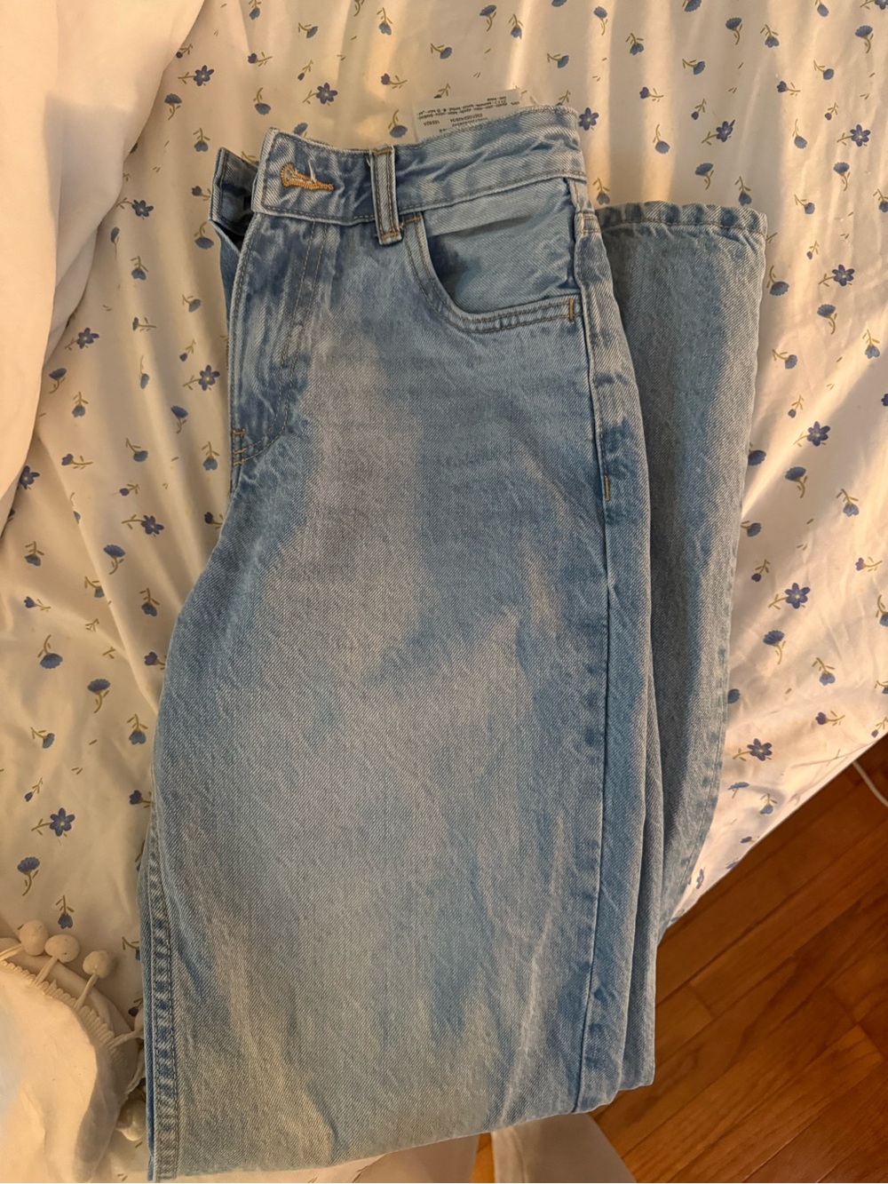 Bershka Light Blue High-Rise Women’s Jeans